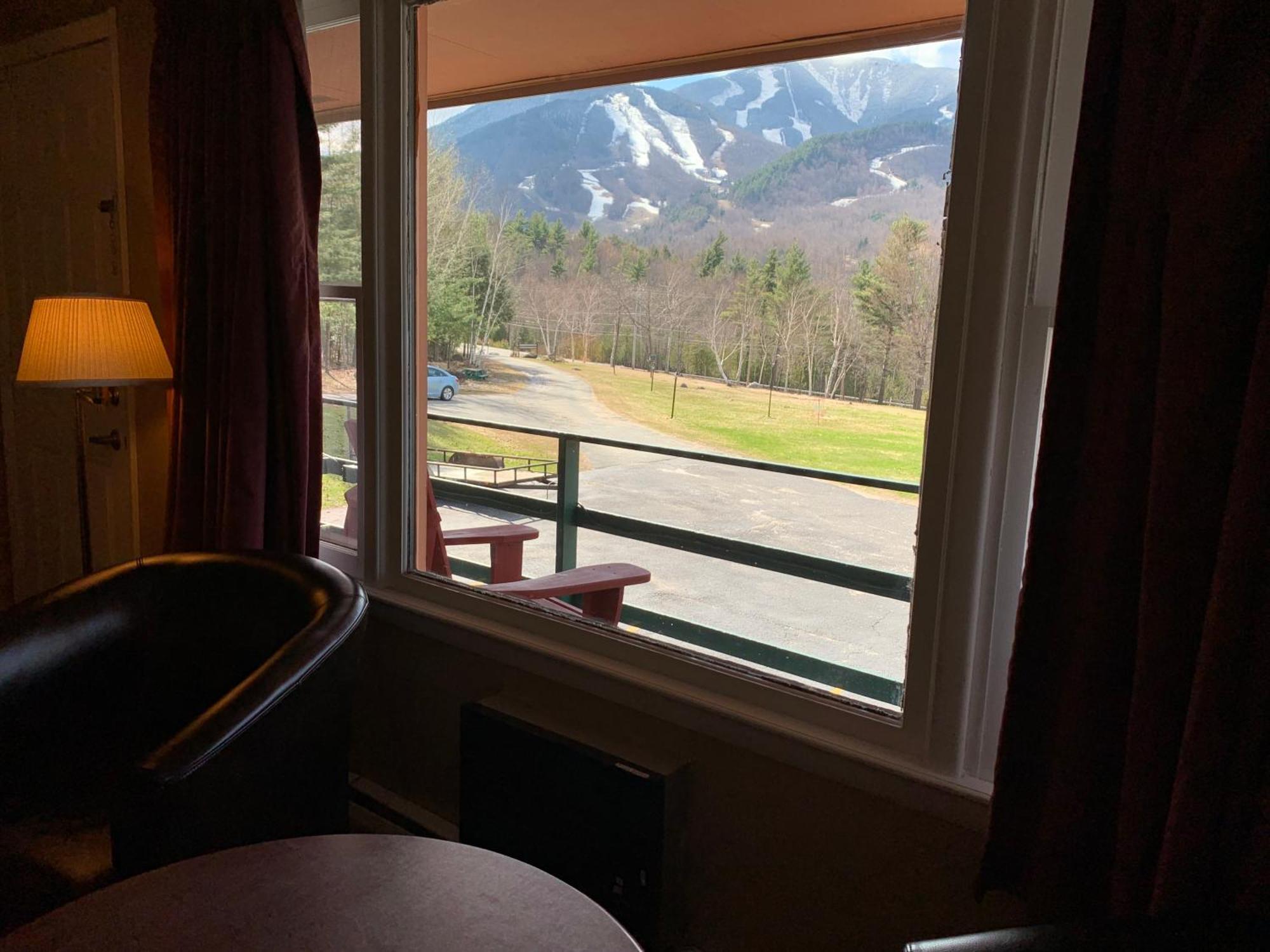 Ledge Rock At Whiteface Hotel Wilmington Bagian luar foto