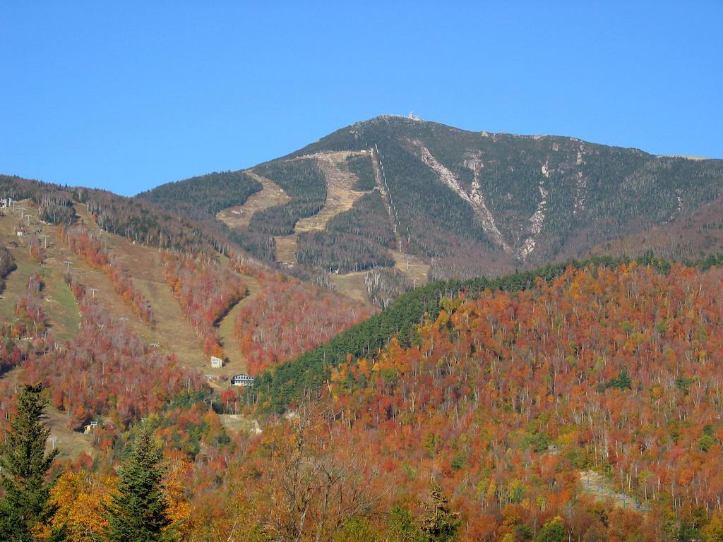 Ledge Rock At Whiteface Hotel Wilmington Bagian luar foto